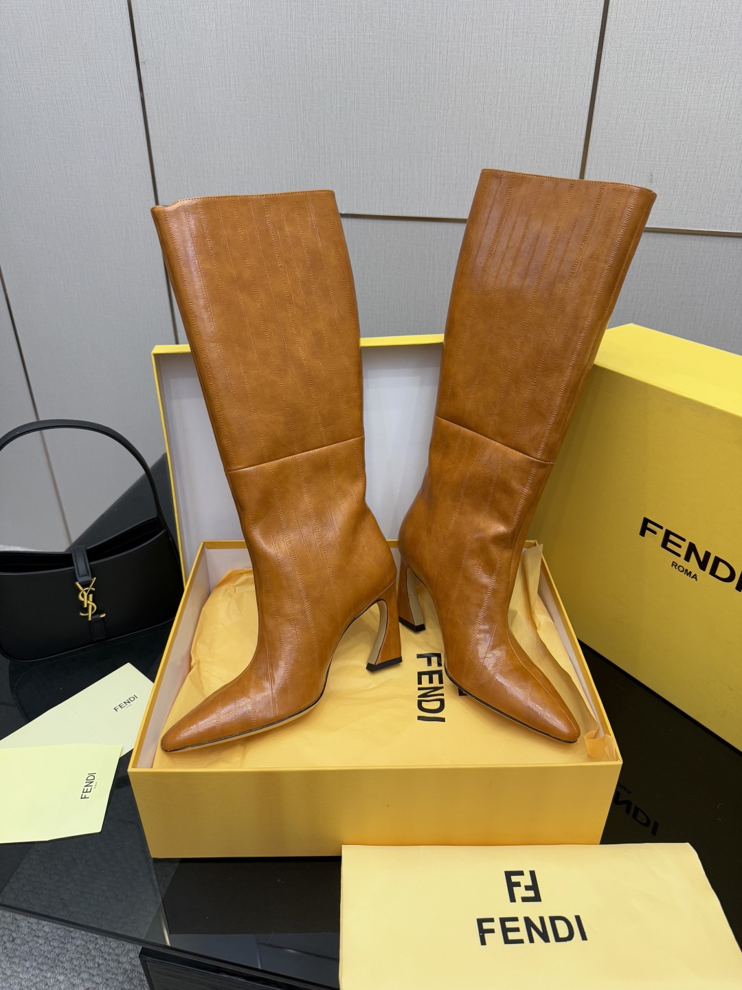 20251022/Fendi_251022-3